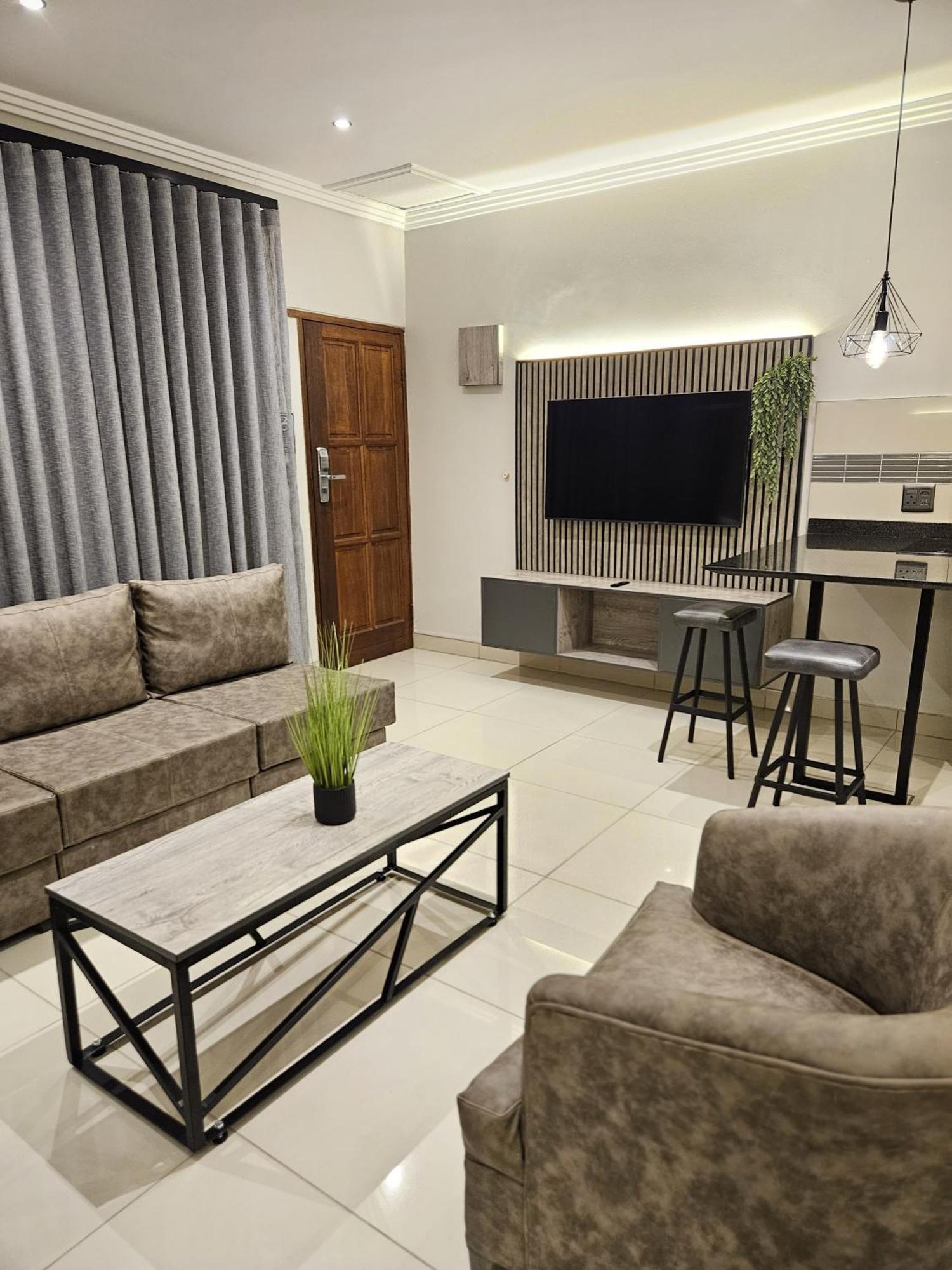 The Cycad Lodge & Chalets Mbombela Exterior photo